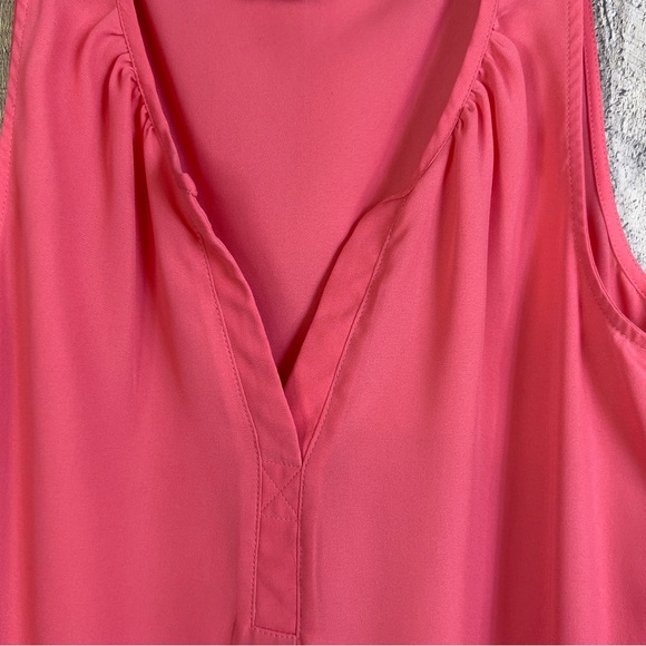 Three Pink Hearts Trixxi Size Large V-Neck Light Weight Peach Color Tank… - Picture 3 of 6